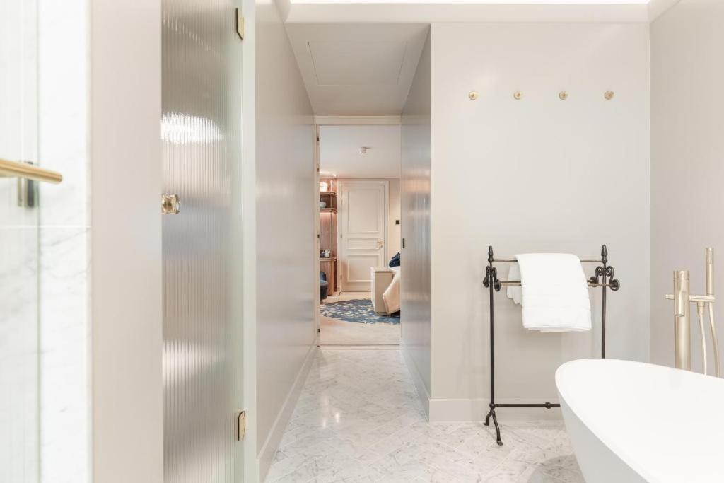 Hotel 717 Άμστερνταμ Εξωτερικό φωτογραφία Bathroom
