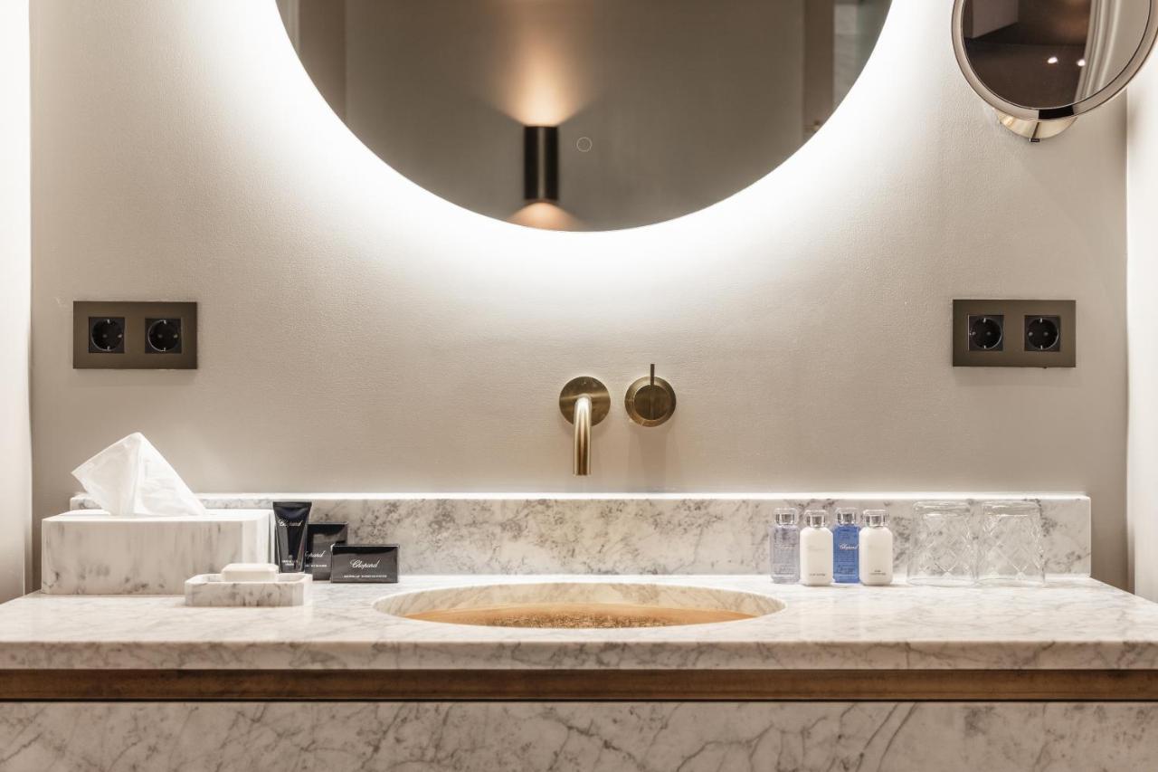 Hotel 717 Άμστερνταμ Εξωτερικό φωτογραφία Bathroom