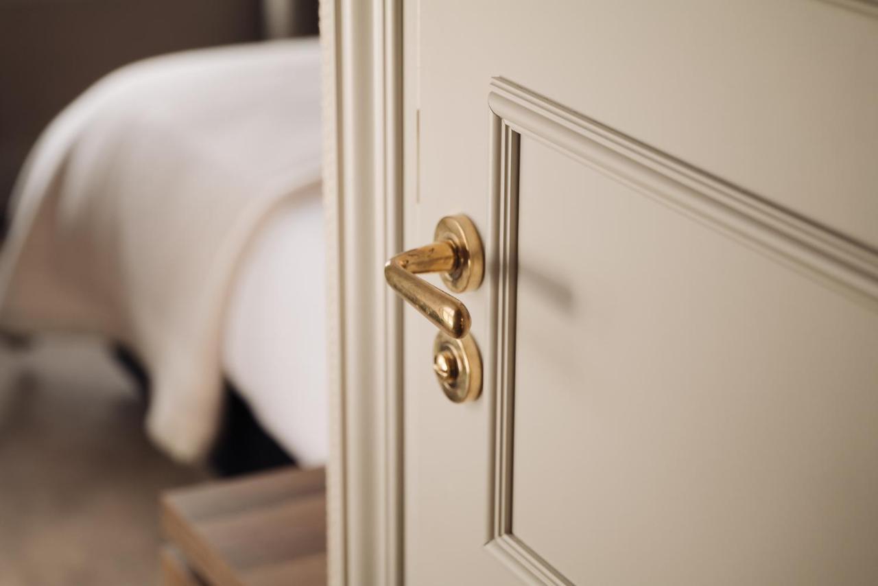 Hotel 717 Άμστερνταμ Εξωτερικό φωτογραφία A door handle